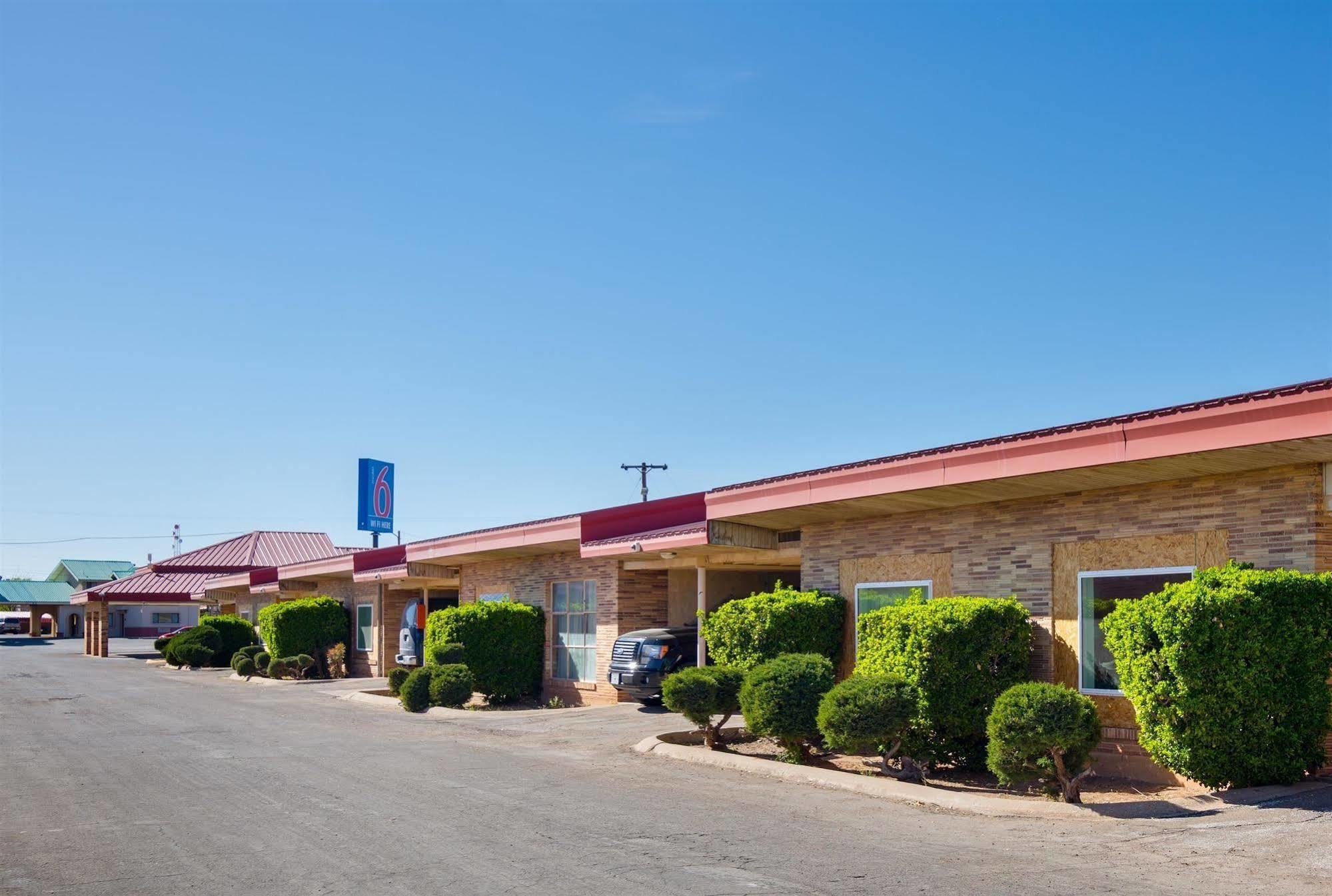 Motel 6 Хоббс Экстерьер фото